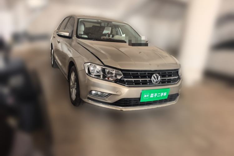 Used Volkswagen Bora 2017 1.6L Manual Comfort Model Front Right 45 Deg