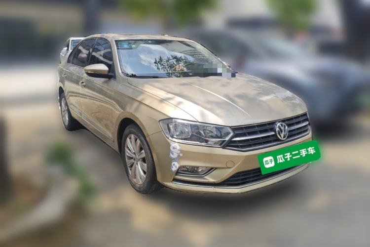 Used Volkswagen Bora 2017 1.6L Manual Comfort Model Front Right 45 Deg