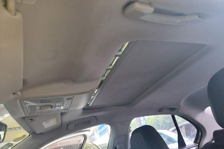Used Volkswagen Bora 2017 1.6L Automatic Comfort Model Headliner
