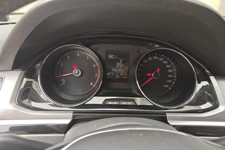 Used Volkswagen Bora 2017 1.6L Manual Comfort Model Instrument Cluster