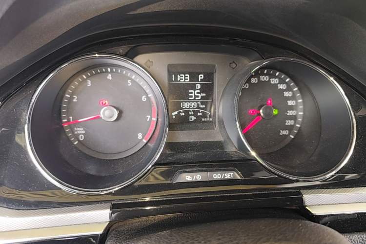 Used Volkswagen Bora 2017 1.6L Automatic Comfort Model Instrument Cluster