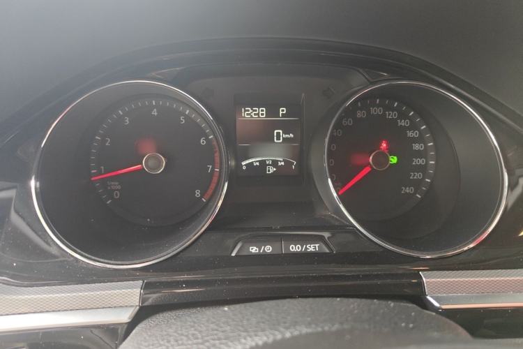 Used Volkswagen Bora 2017 1.6L Automatic Comfort Model Instrument Cluster