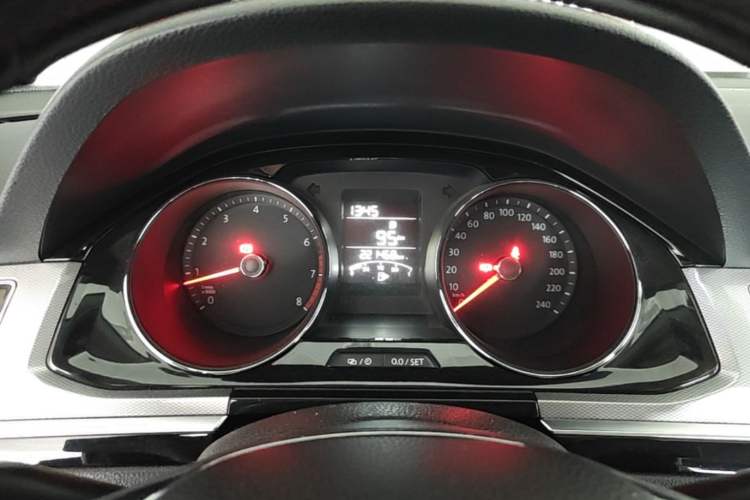 Used Volkswagen Bora 2017 1.6L Manual Comfort Model Instrument Cluster