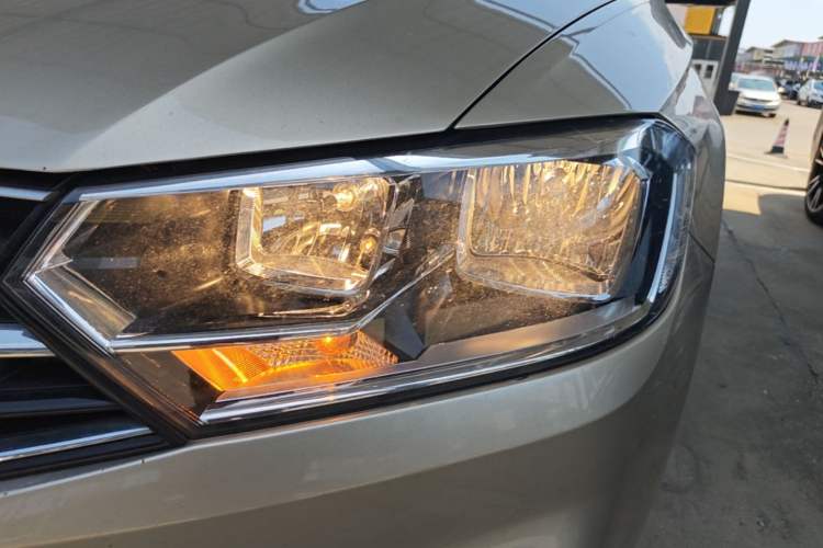 Used Volkswagen Bora 2017 1.6L Automatic Comfort Model Left Front Headlight