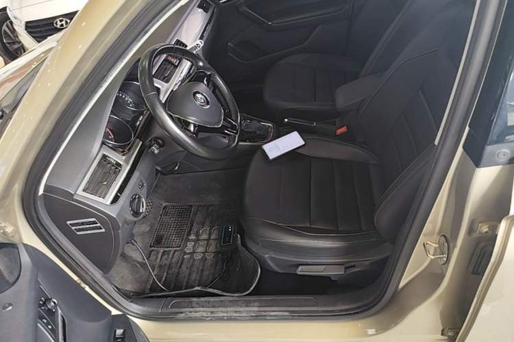 Used Volkswagen Bora 2017 1.6L Automatic Comfort Model Left Front Seat