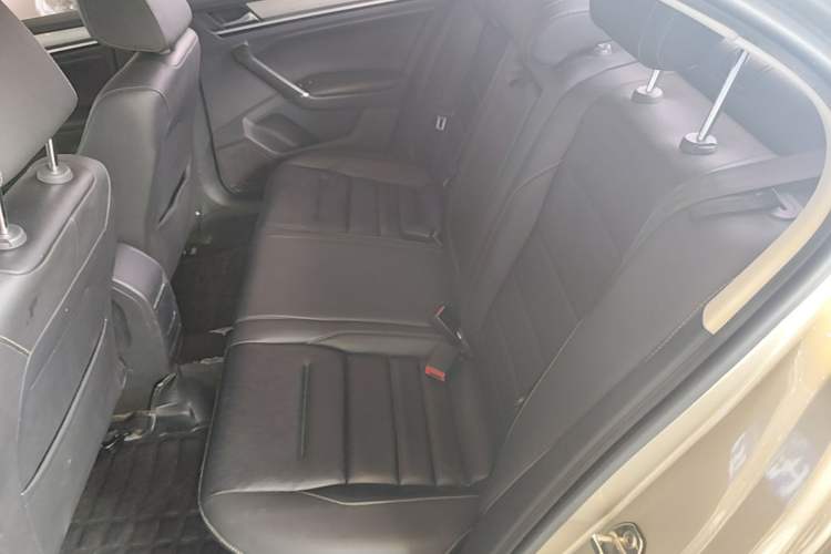Used Volkswagen Bora 2017 1.6L Automatic Comfort Model Left Rear Seat