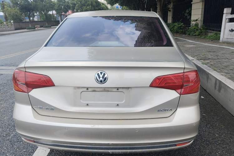 Used Volkswagen Bora 2017 1.6L Automatic Comfort Model Rear