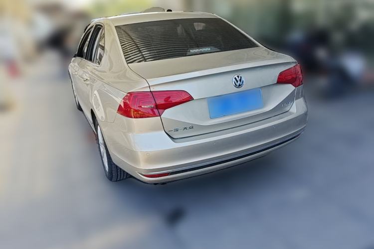 Used Volkswagen Bora 2017 1.6L Automatic Comfort Model Rear Left 45 Deg