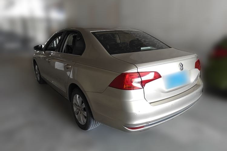 Used Volkswagen Bora 2017 1.6L Manual Comfort Model Rear Left 45 Deg