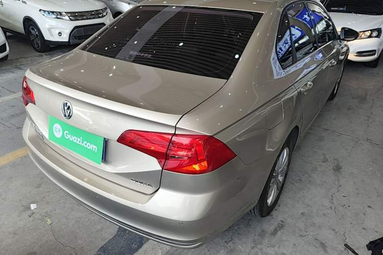 Used Volkswagen Bora 2017 1.6L Automatic Comfort Model Rear Right 45 Deg