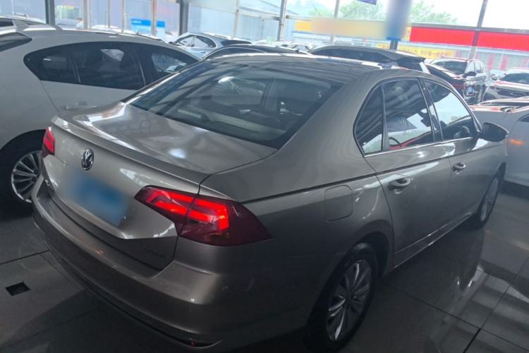 Used Volkswagen Bora 2017 1.6L Automatic Comfort Model Rear Right 45 Deg
