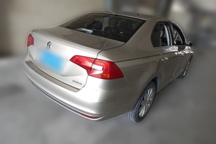 Used Volkswagen Bora 2017 1.6L Manual Comfort Model Rear Right 45 Deg