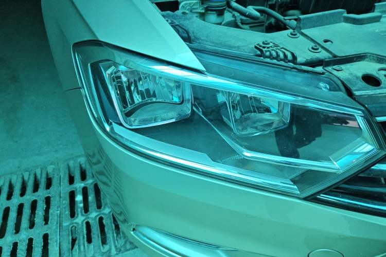 Used Volkswagen Bora 2017 1.6L Manual Comfort Model Right Front Headlight