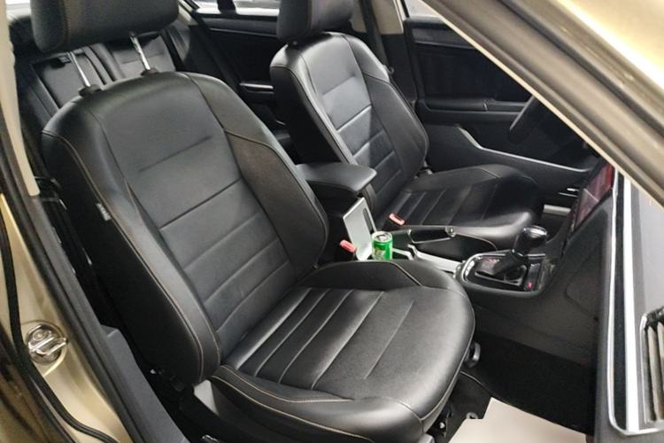 Used Volkswagen Bora 2017 1.6L Automatic Comfort Model Right Front Seat