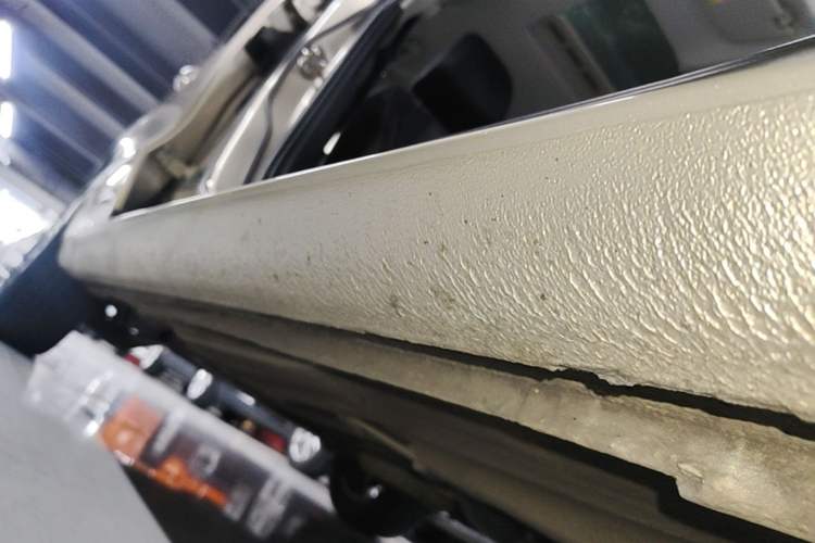 Used Volkswagen Bora 2017 1.6L Automatic Comfort Model Right Side Sill