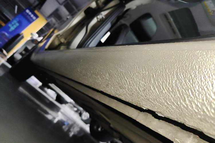 Used Volkswagen Bora 2017 1.6L Automatic Comfort Model Right Side Sill