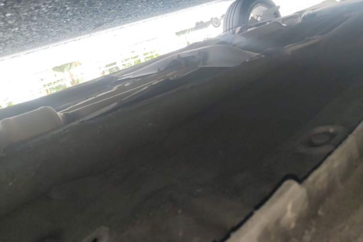 Used Volkswagen Bora 2017 1.6L Automatic Comfort Model Right Side Sill