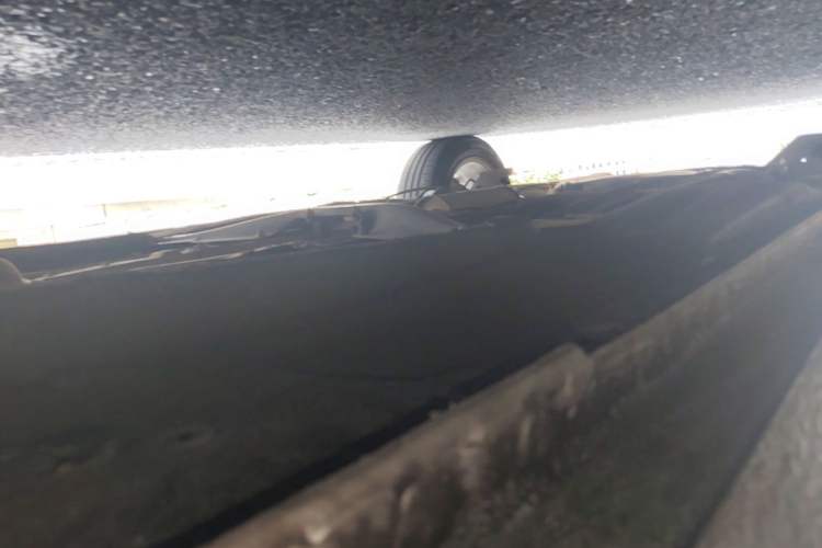 Used Volkswagen Bora 2017 1.6L Automatic Comfort Model Right Side Sill