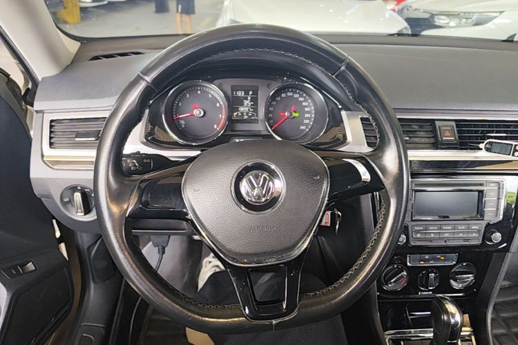 Used Volkswagen Bora 2017 1.6L Automatic Comfort Model Steering Wheel