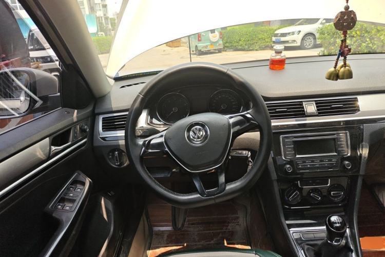 Used Volkswagen Bora 2017 1.6L Manual Comfort Model Steering Wheel