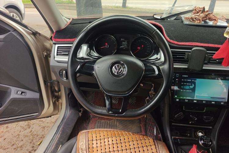Used Volkswagen Bora 2017 1.6L Manual Comfort Model Steering Wheel
