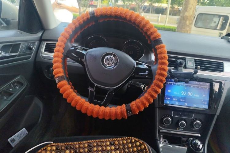 Used Volkswagen Bora 2017 1.6L Manual Fashion Model Steering Wheel