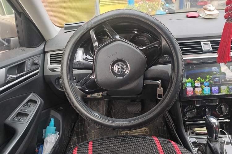 Used Volkswagen Bora 2017 1.6L Automatic Comfort Model Steering Wheel
