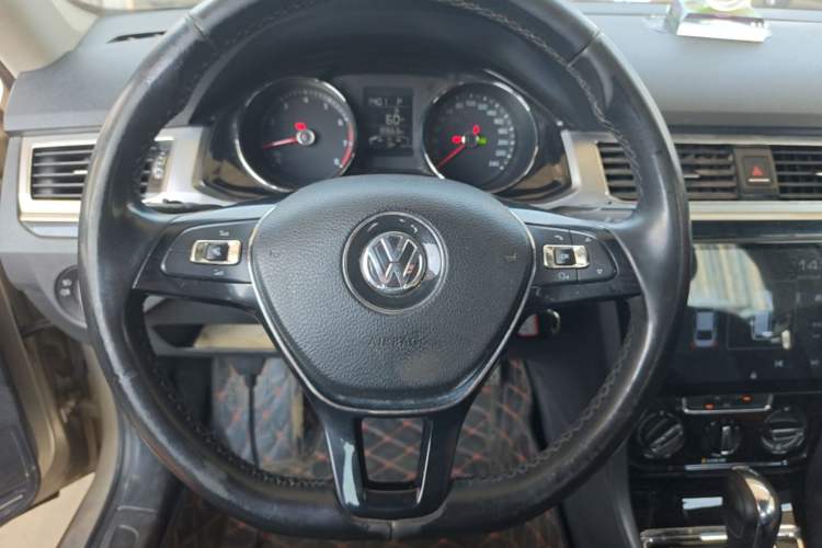 Used Volkswagen Bora 2017 1.6L Automatic Comfort Model Steering Wheel