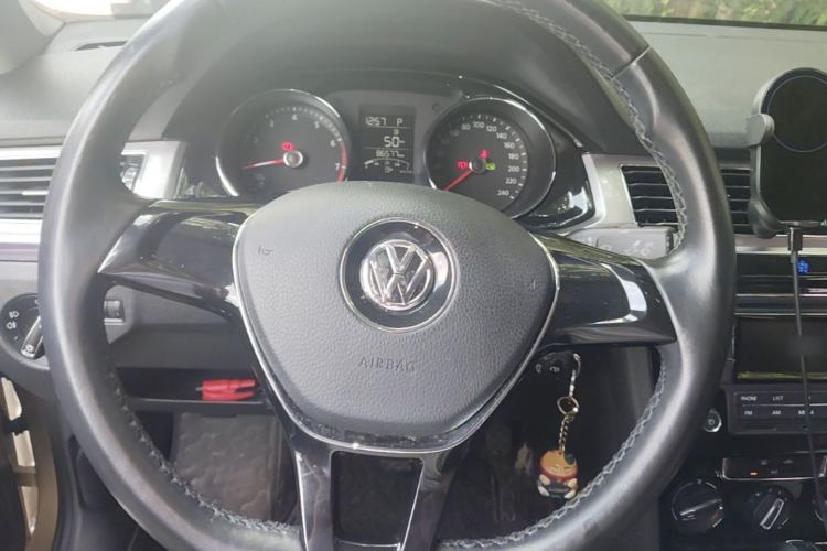 Used Volkswagen Bora 2017 1.6L Automatic Comfort Model Steering Wheel