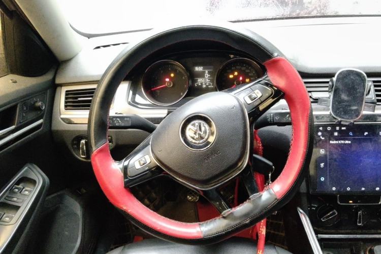 Used Volkswagen Bora 2017 1.6L Manual Comfort Model Steering Wheel