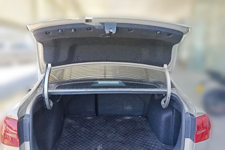 Used Volkswagen Bora 2017 1.6L Automatic Comfort Model Trunk
