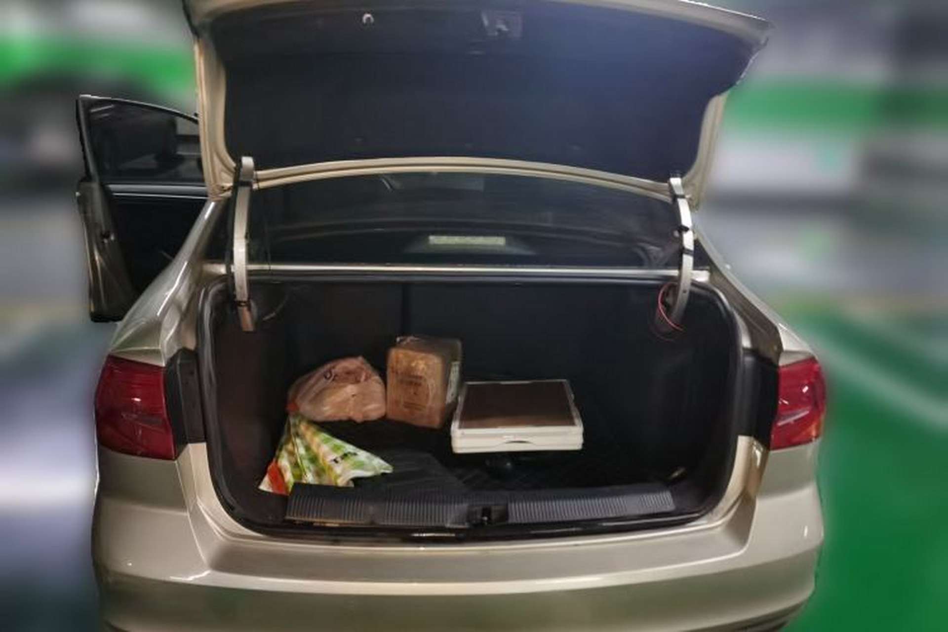 Used Volkswagen Bora 2017 1.6L Automatic Comfort Model Trunk