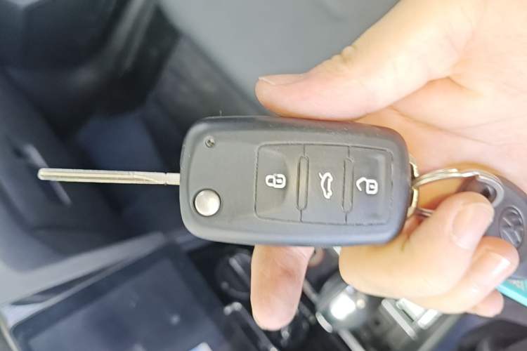 Used Volkswagen Bora 2017 1.6L Automatic Comfort Model Vehicle Key