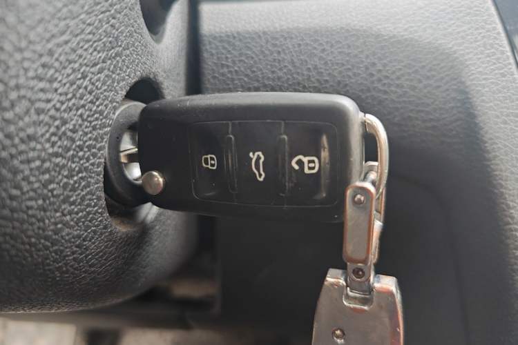 Used Volkswagen Bora 2017 1.6L Automatic Comfort Model Vehicle Key