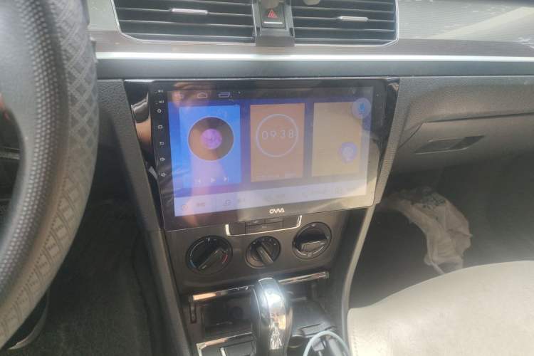Used Volkswagen Bora 2018 1.5L Automatic Fashion Model Audio And AC Panel