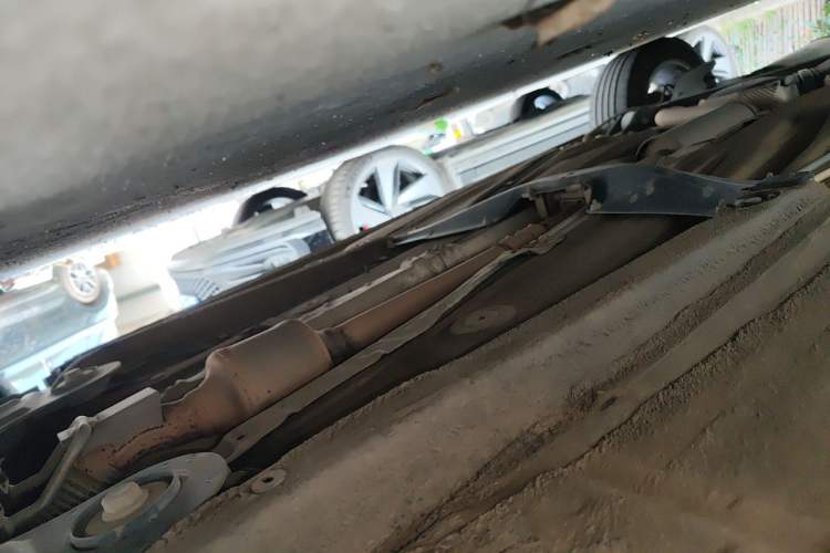 Used Volkswagen Bora 2018 1.5L Manual Comfort Model Chassis Front Right
