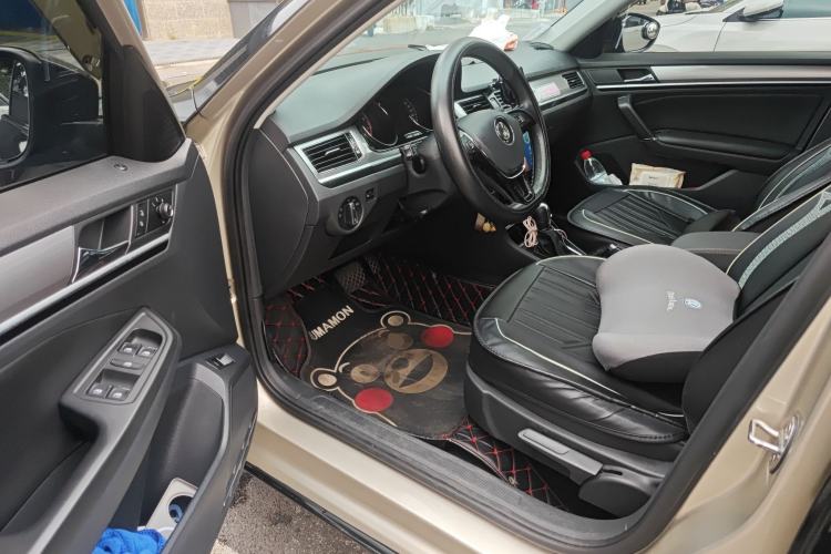Used Volkswagen Bora 2018 1.5L Automatic Comfort Model Driver Seat