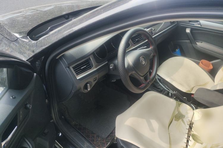 Used Volkswagen Bora 2018 1.5L Automatic Fashion Model Driver Seat