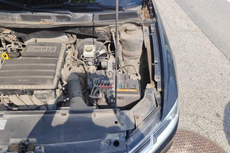 Used Volkswagen Bora 2018 1.5L Automatic Comfort Model Engine Bay Left