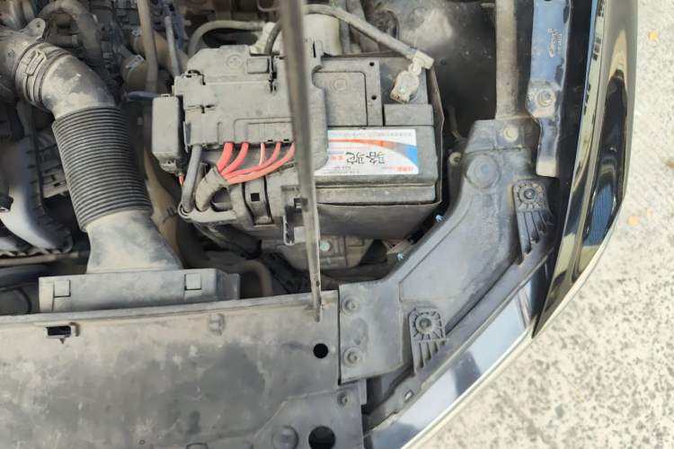 Used Volkswagen Bora 2018 1.5L Manual Comfort Model Engine Bay Left