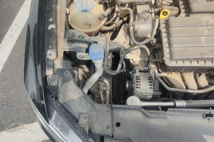 Used Volkswagen Bora 2018 1.5L Automatic Fashion Model Engine Bay Right