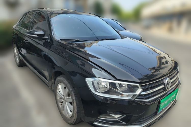 Used Volkswagen Bora 2018 1.5L Manual Comfort Model Front Right 45 Deg