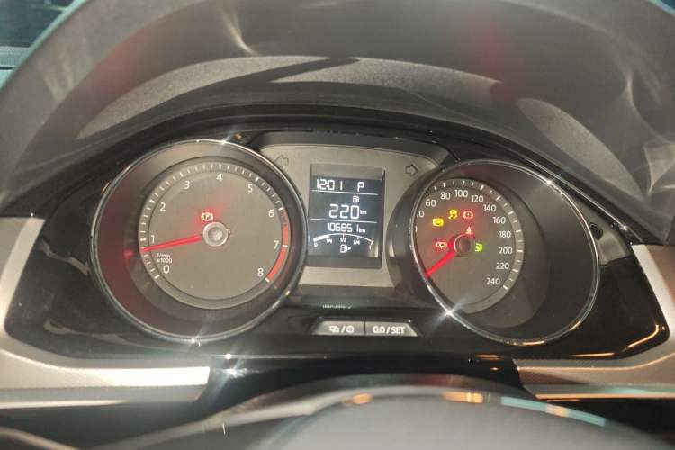 Used Volkswagen Bora 2018 1.5L Automatic Comfort Model Instrument Cluster