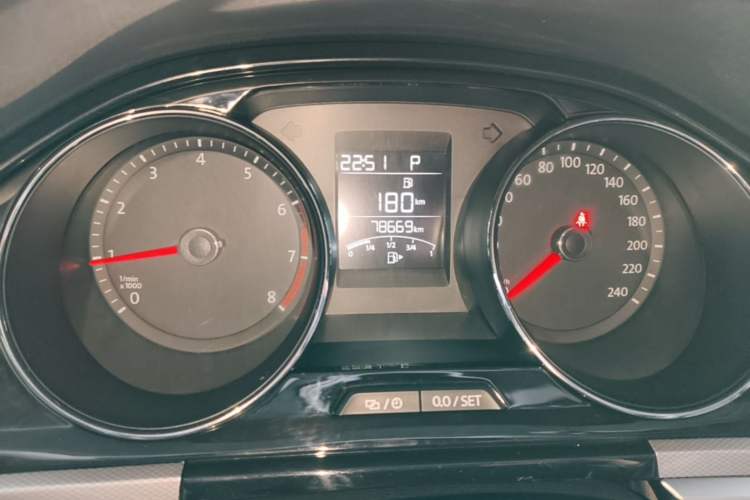 Used Volkswagen Bora 2018 1.5L Automatic Comfort Model Instrument Cluster