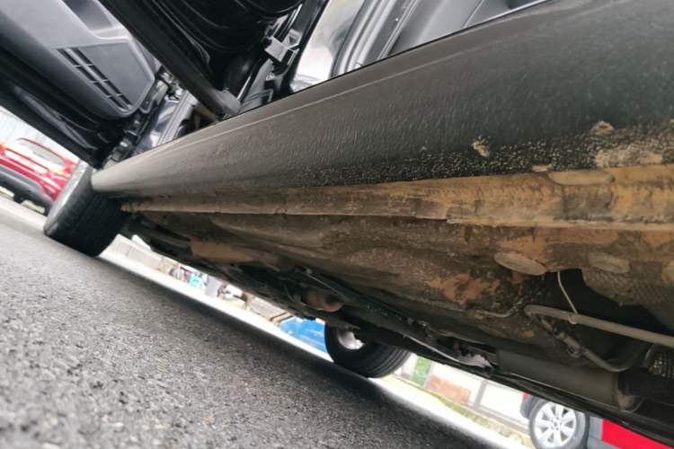 Used Volkswagen Bora 2018 1.5L Automatic Comfort Model Left Side Sill