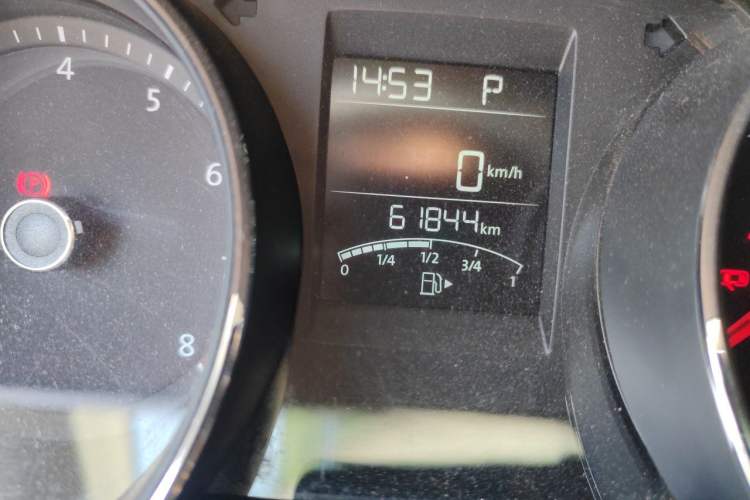 Used Volkswagen Bora 2018 1.5L Automatic Comfort Model Odometer Close Up