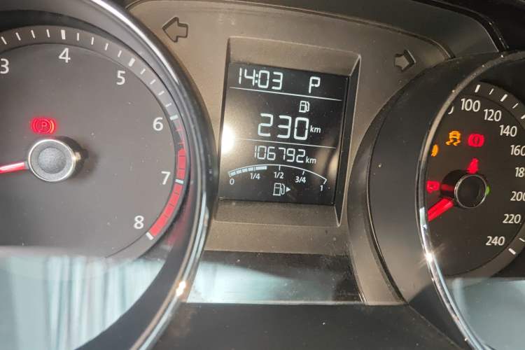 Used Volkswagen Bora 2018 1.5L Automatic Comfort Model Odometer Close Up