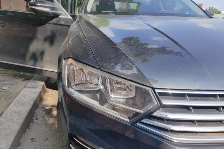 Used Volkswagen Bora 2018 1.5L Automatic Comfort Model Right Front Headlight