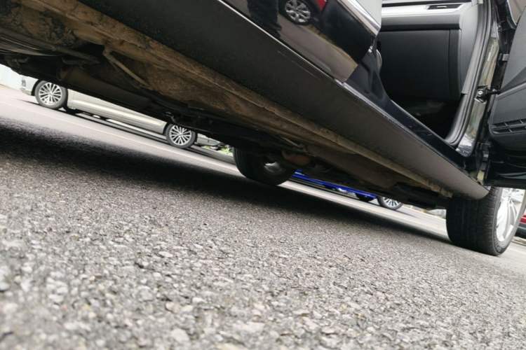Used Volkswagen Bora 2018 1.5L Automatic Comfort Model Right Side Sill
