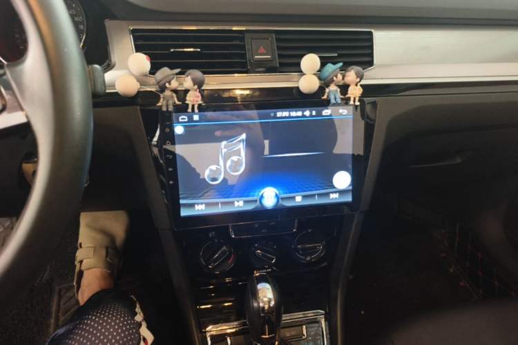 Used Volkswagen Bora 2018 1.5L Automatic Comfort Model Audio And AC Panel